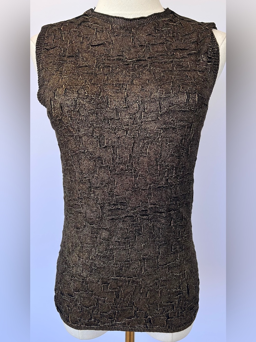 Zara Women’s Sleeveless‎ Textured Knit Top Metallic Finish Size Medium